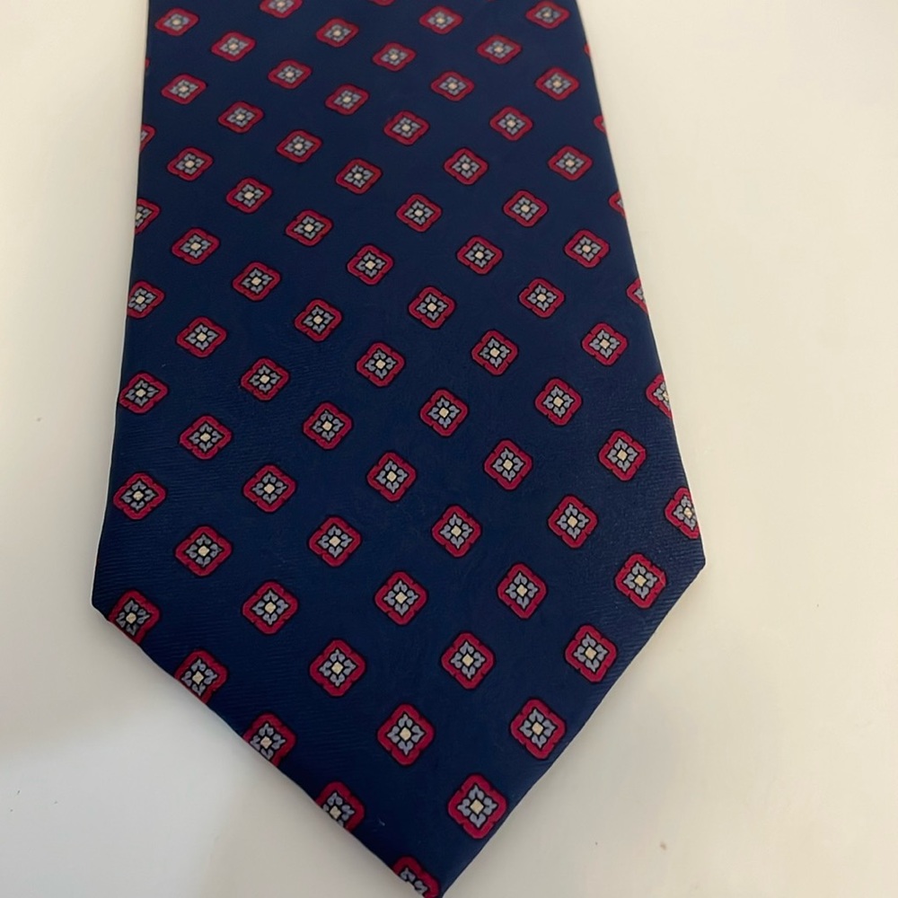 Preferred Stock 100% silk handmade necktie tie 54” X 3 3/8” dark  navy blue